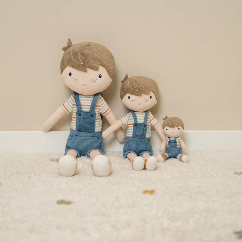 Poupée en peluche Jim