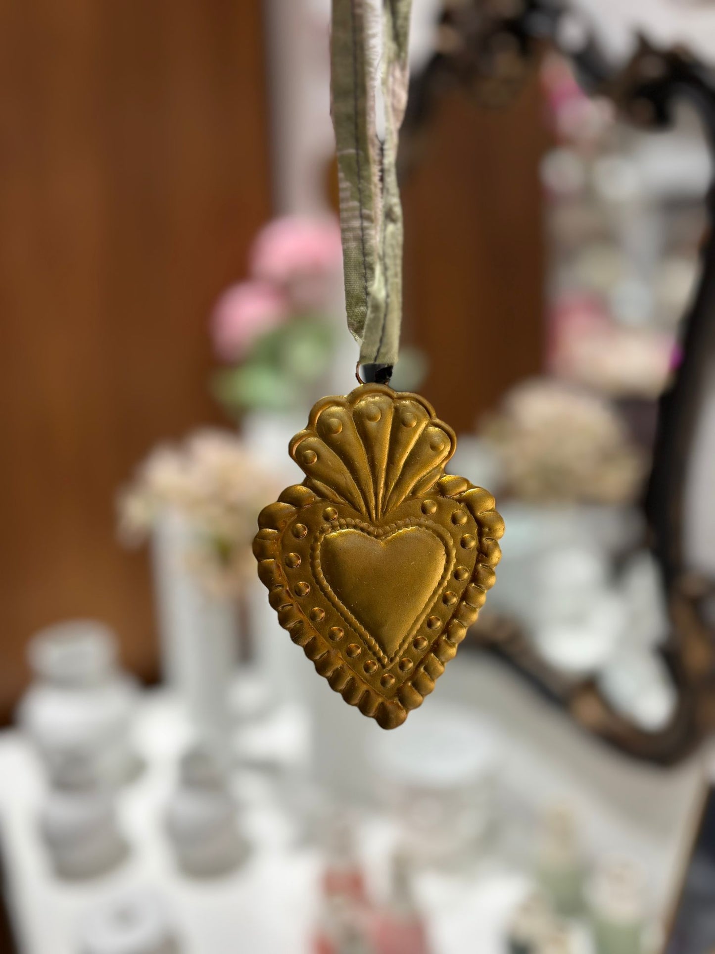 Pampilles médaillons ex-votos à suspendre