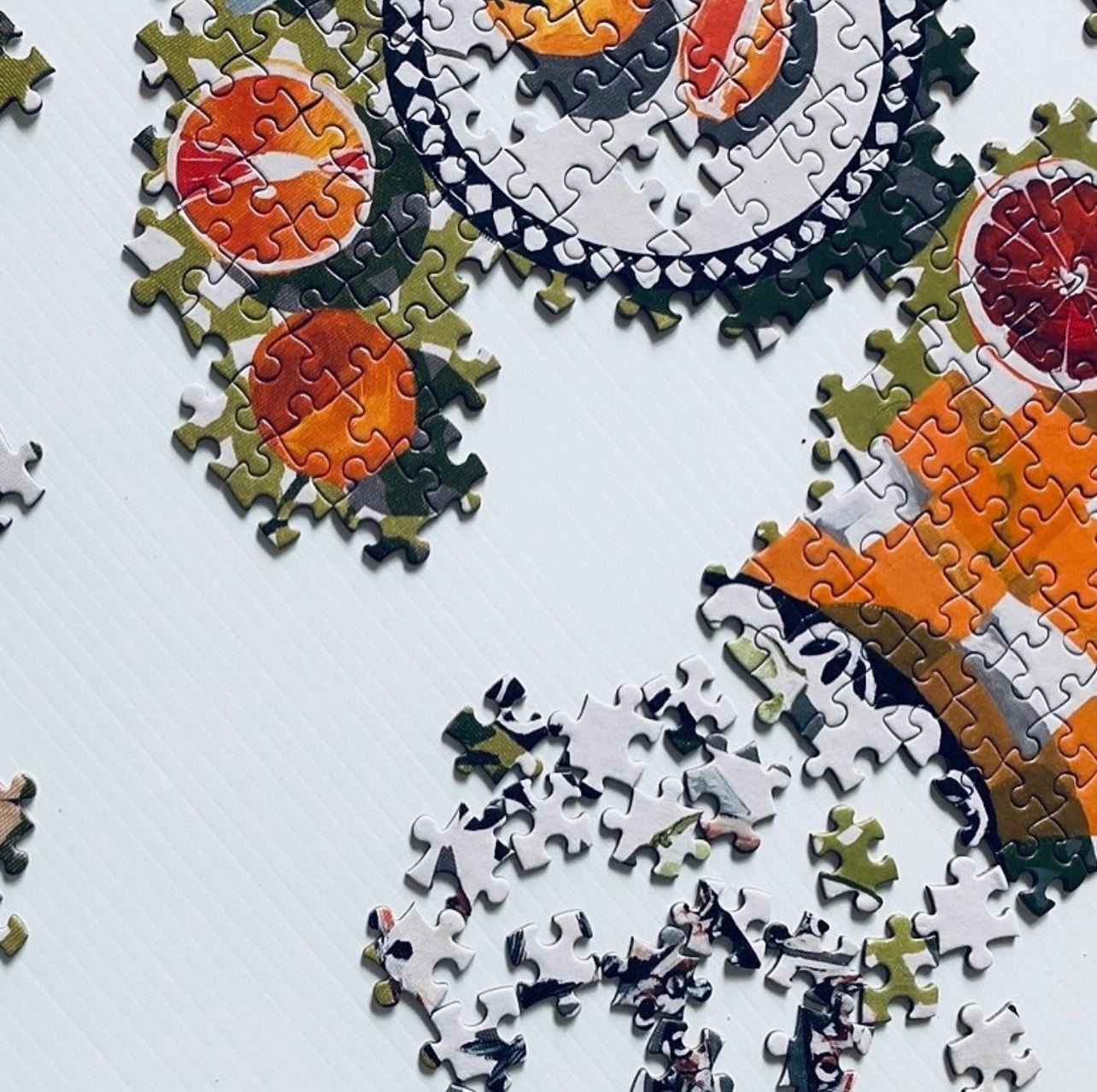 Puzzle - Table by the Sea