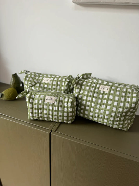 Trousse de beauté ou de toilette en tissu matelassé vichy, taille au choix - Ysé kaki