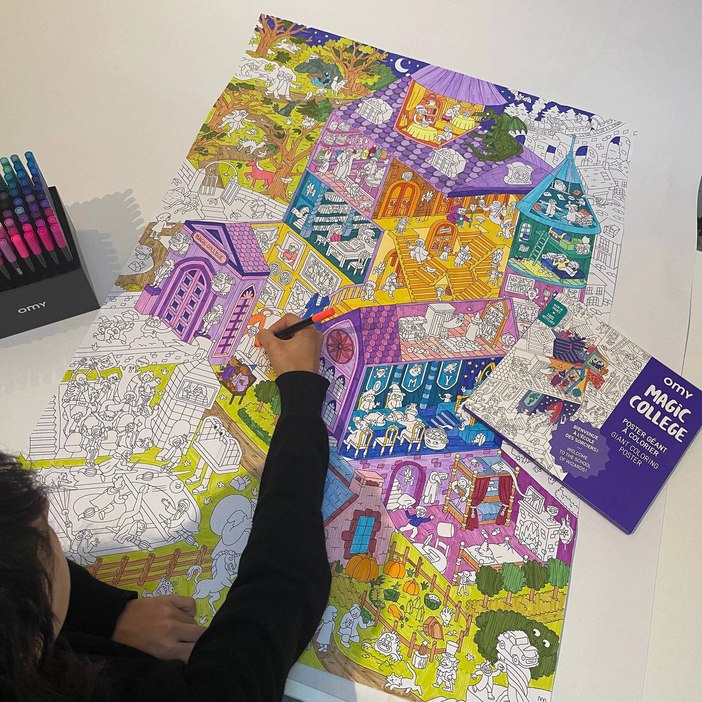 Coloriage Géant OMY – Poster XXL à colorier (Plusieurs modèles)