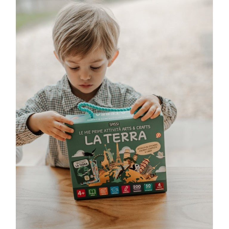 Arts & Crafts - La Terre