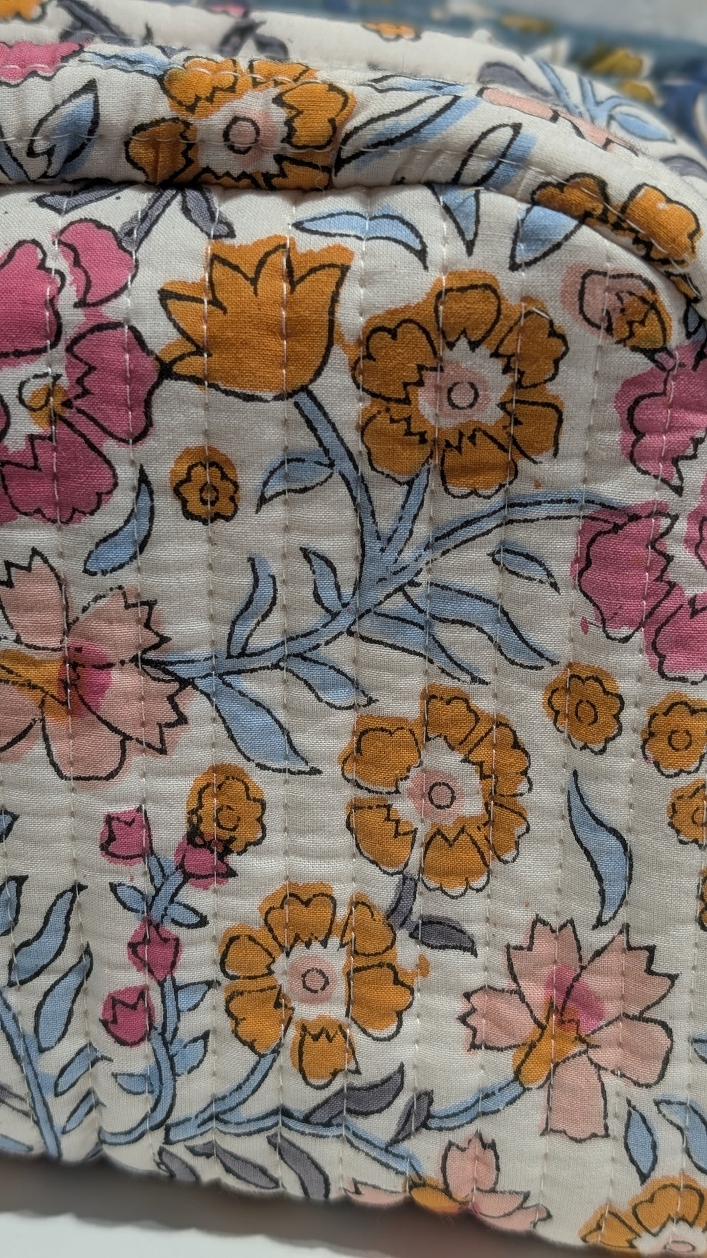 Trousse Matelassée Toilette - Bleu, Rose & Orange