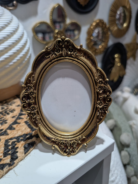 Mini cadre doré ovale style ancien – Petit cadre décoratif vintage pour photo ou illustration
