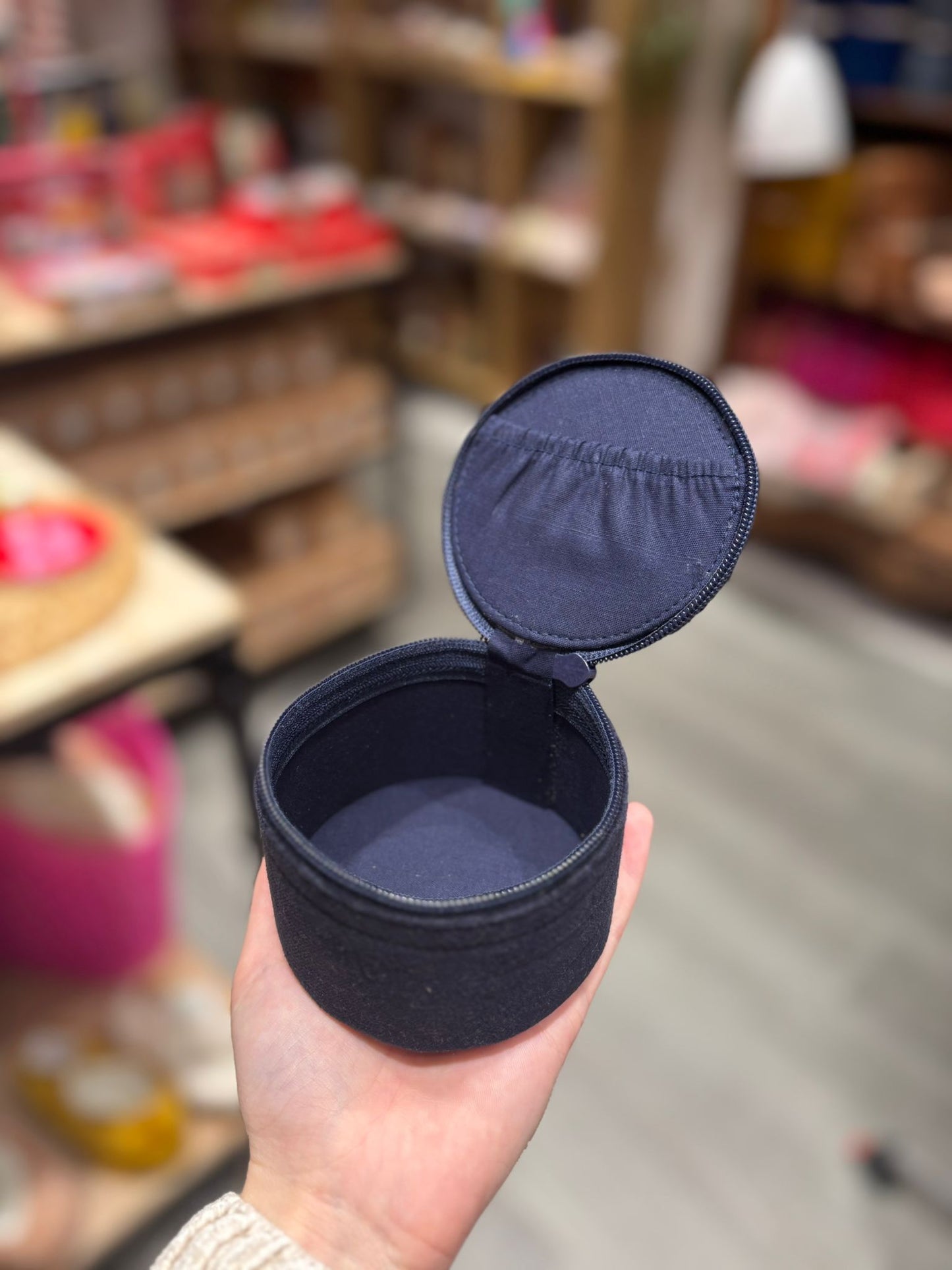 Boîte à Bijoux en Velours avec Perles – Ronde Bleu | Maison LILO