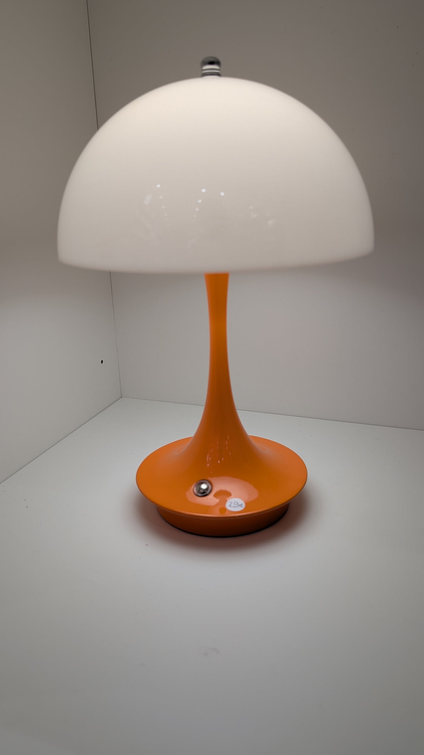 Lampe style année 60 - Rose