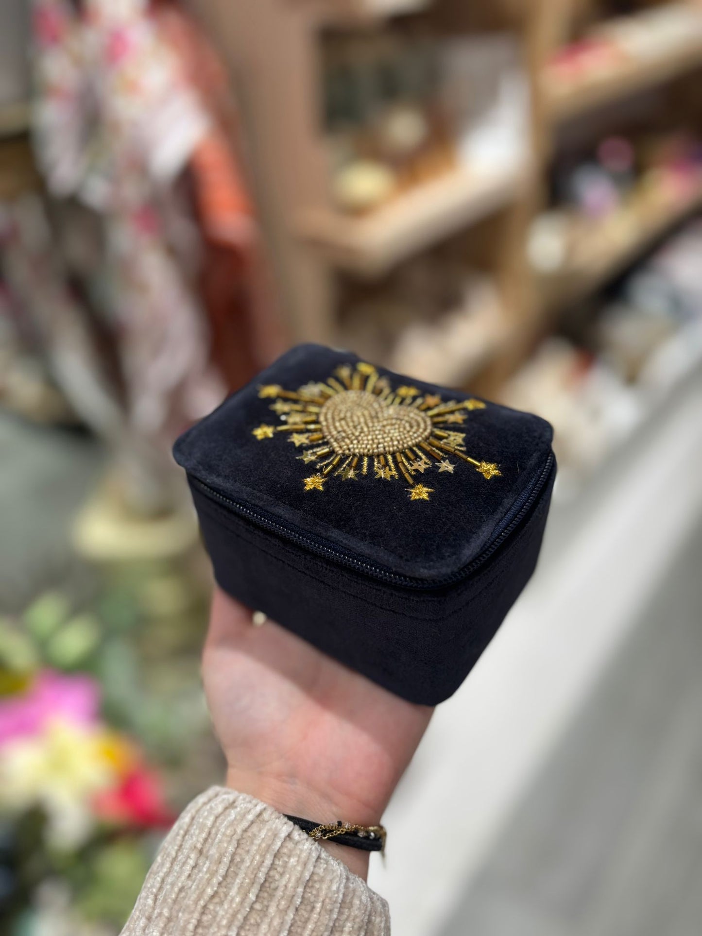 Boîte à Bijoux en Velours avec Perles – Rectangulaire Bleu | Maison LILO